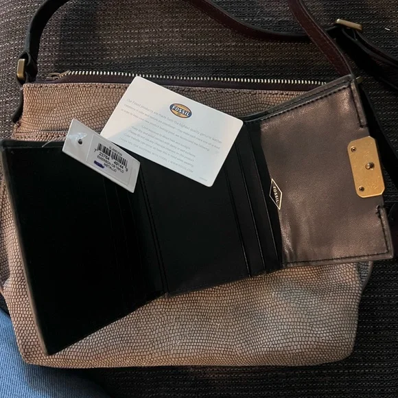 Fossil Brown Leather and Metallic Gold Crossbody Bag and Matching Wallet - Picture 10 of 10